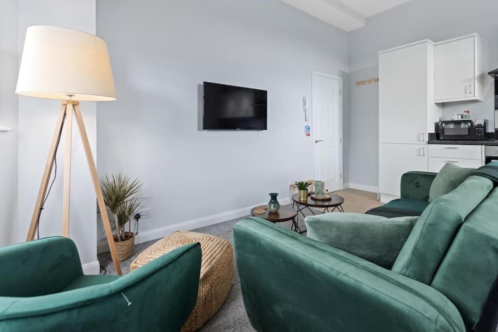 Modern Apartment Free Parking Double Bed Suite 5 Nottingham Exterior photo